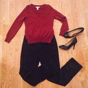 Mauve Banana Republic V-Neck Sweater